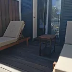 De La Hotel 2*