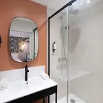 De La