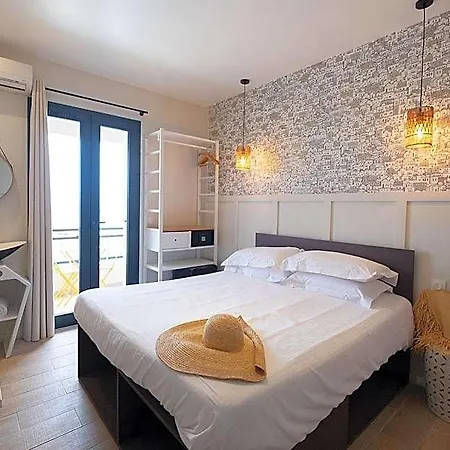 De La Hotel
